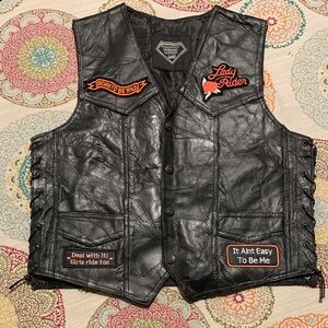 NWOT Diamond-Plate Black Leather Ladies Biker Vest with Patches #LadyRider
